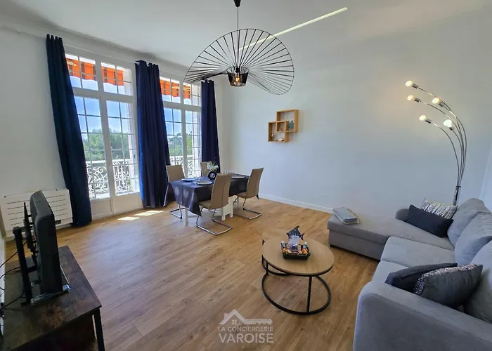 Vue Mer Panoramique - Prestige & Tennis Hyères